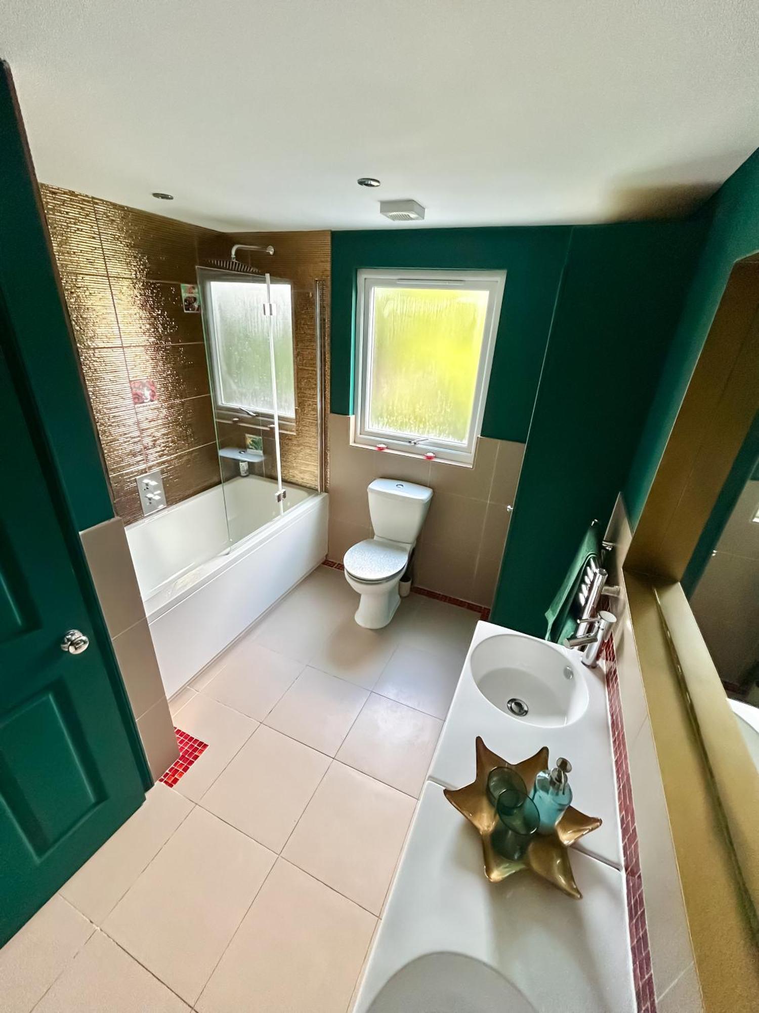 The Crown Loft Ensuite Luxury Accomodation Кінгстон-на-Темзі Екстер'єр фото